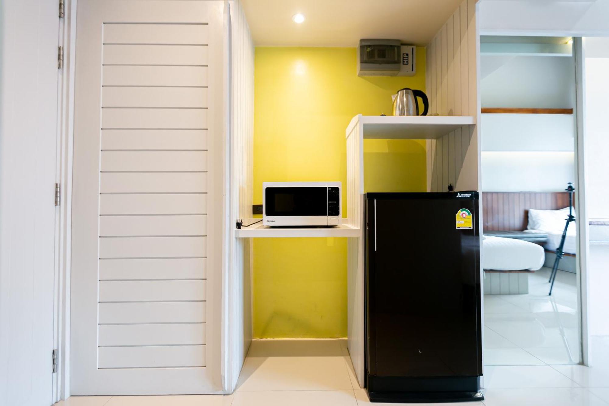 A Room Bangkok Sathorn Εξωτερικό φωτογραφία