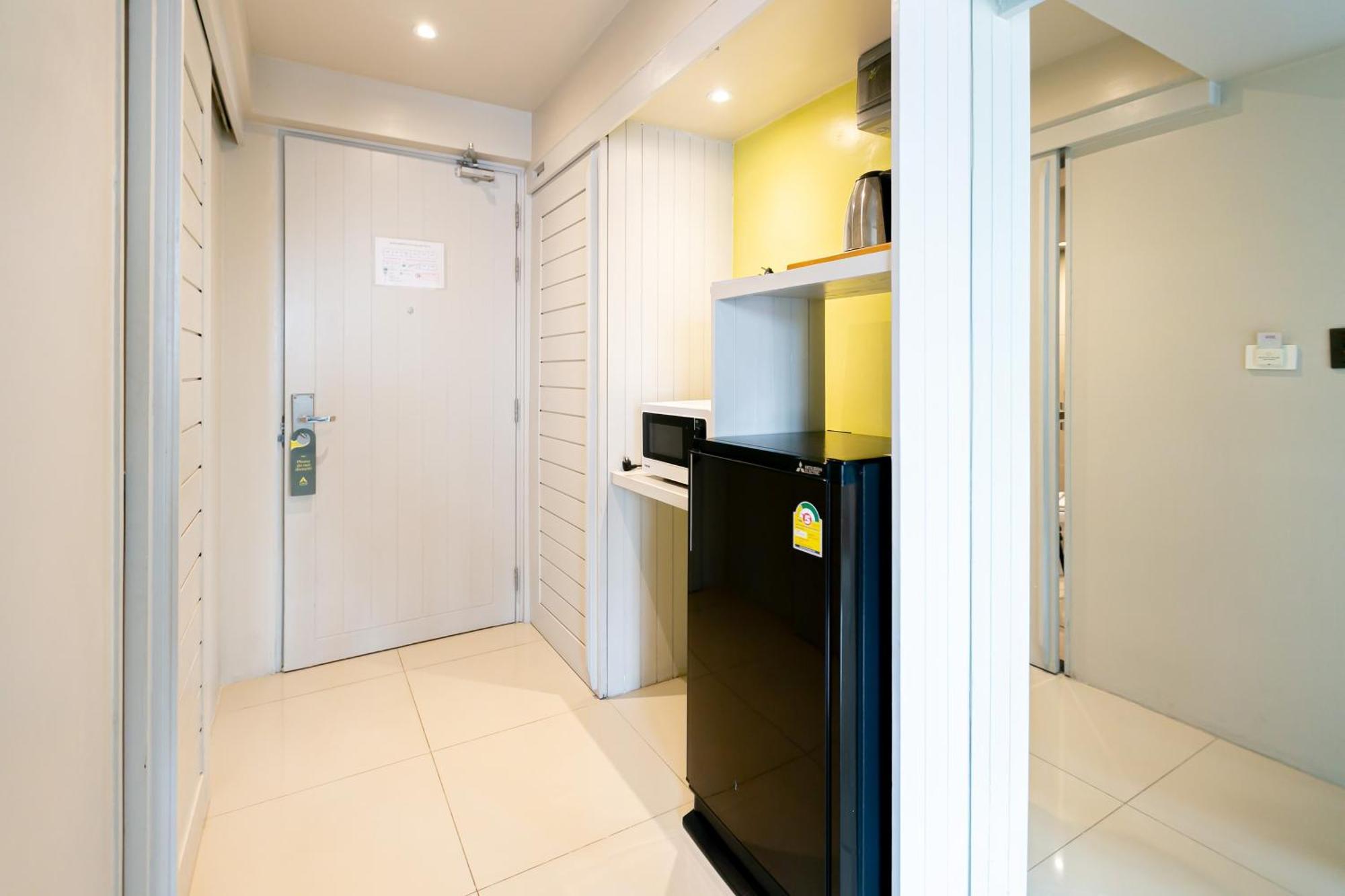 A Room Bangkok Sathorn Εξωτερικό φωτογραφία