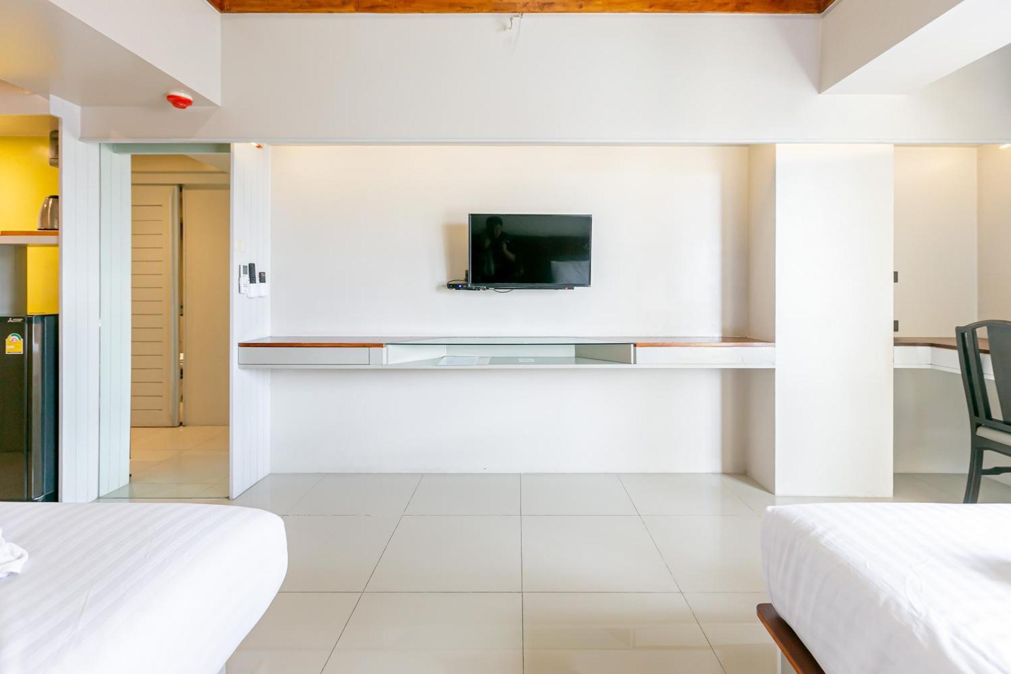 A Room Bangkok Sathorn Εξωτερικό φωτογραφία
