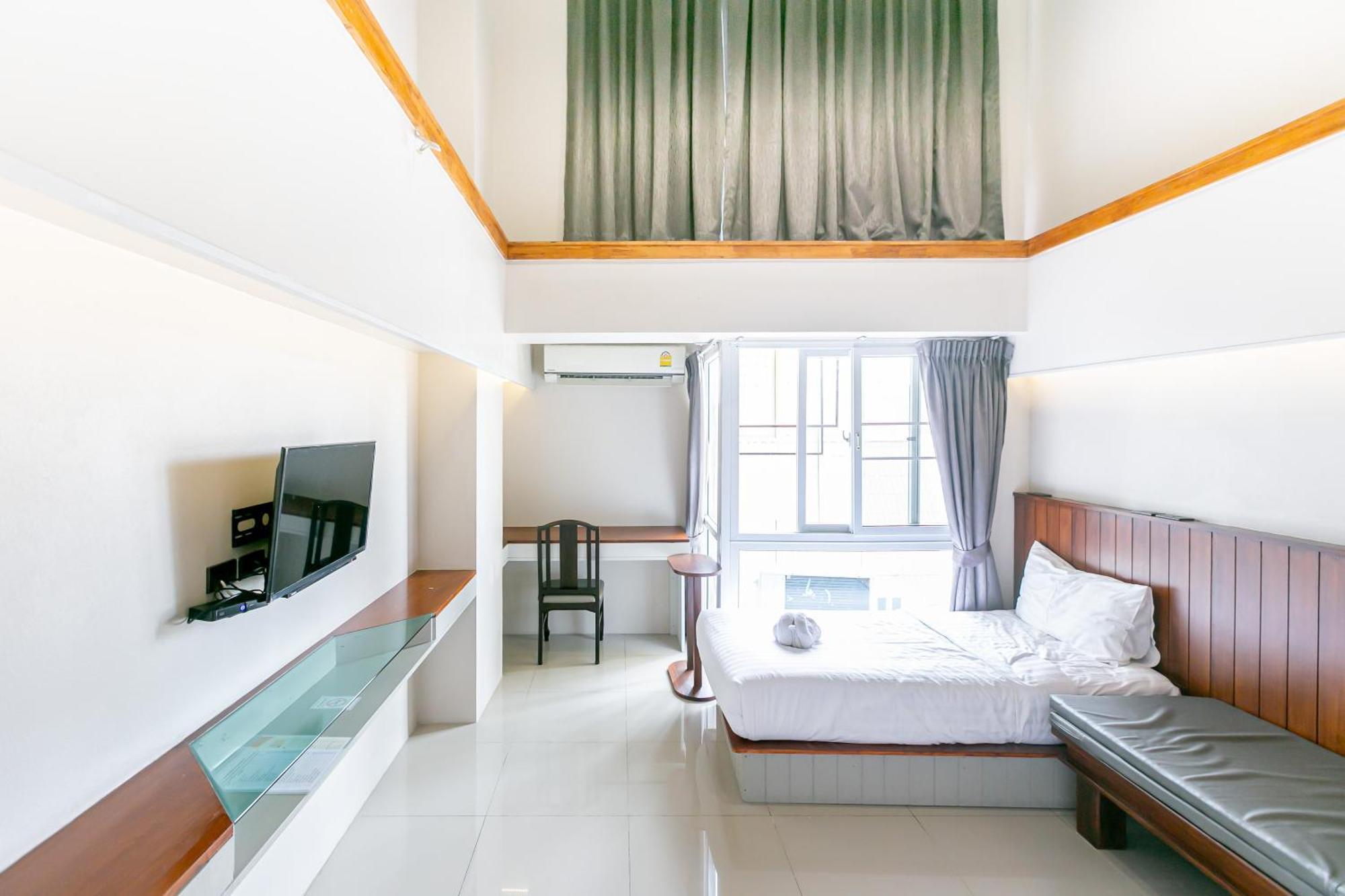 A Room Bangkok Sathorn Εξωτερικό φωτογραφία