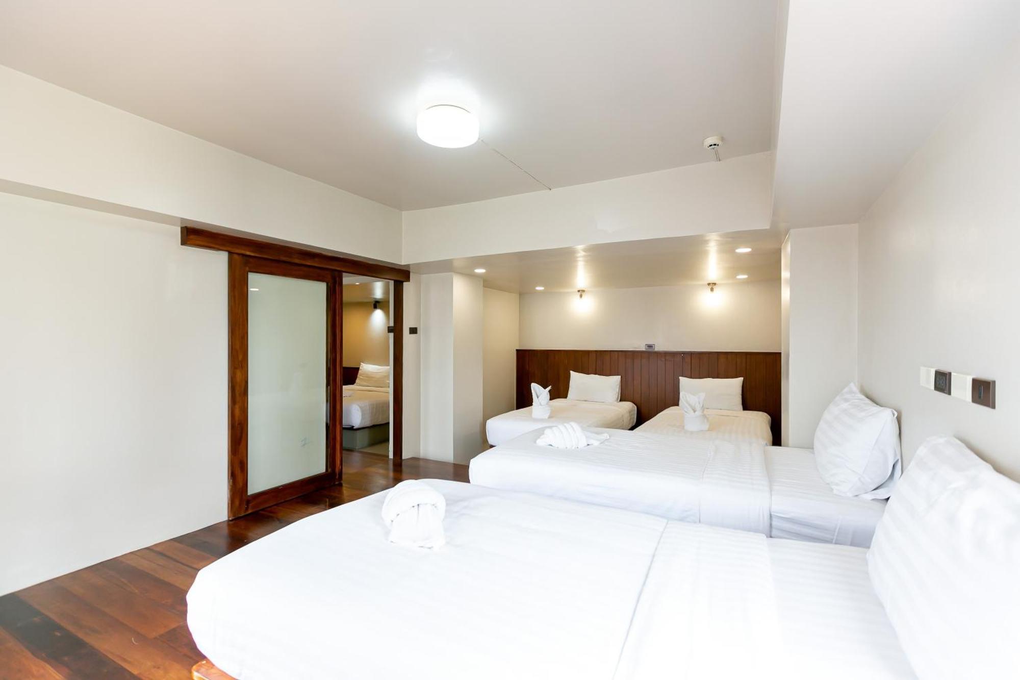 A Room Bangkok Sathorn Εξωτερικό φωτογραφία
