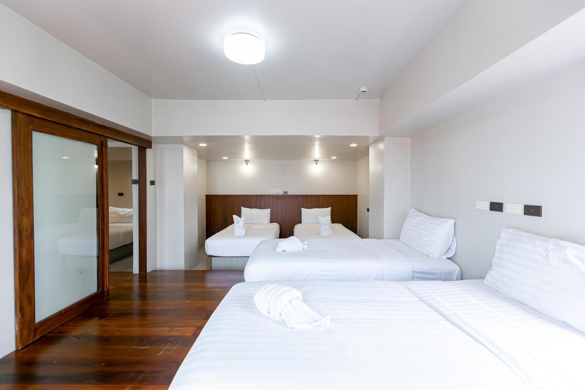 A Room Bangkok Sathorn Εξωτερικό φωτογραφία