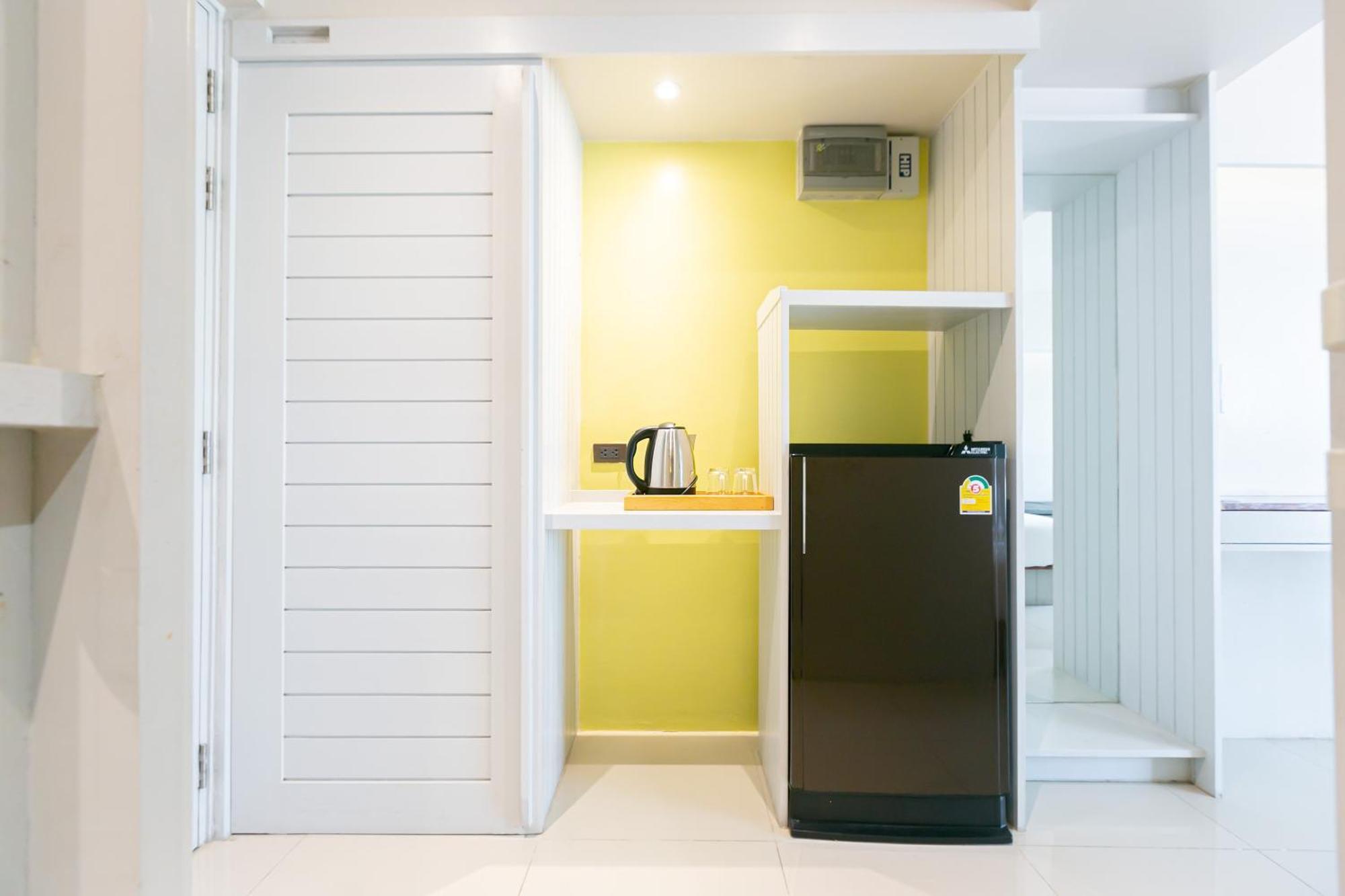 A Room Bangkok Sathorn Εξωτερικό φωτογραφία