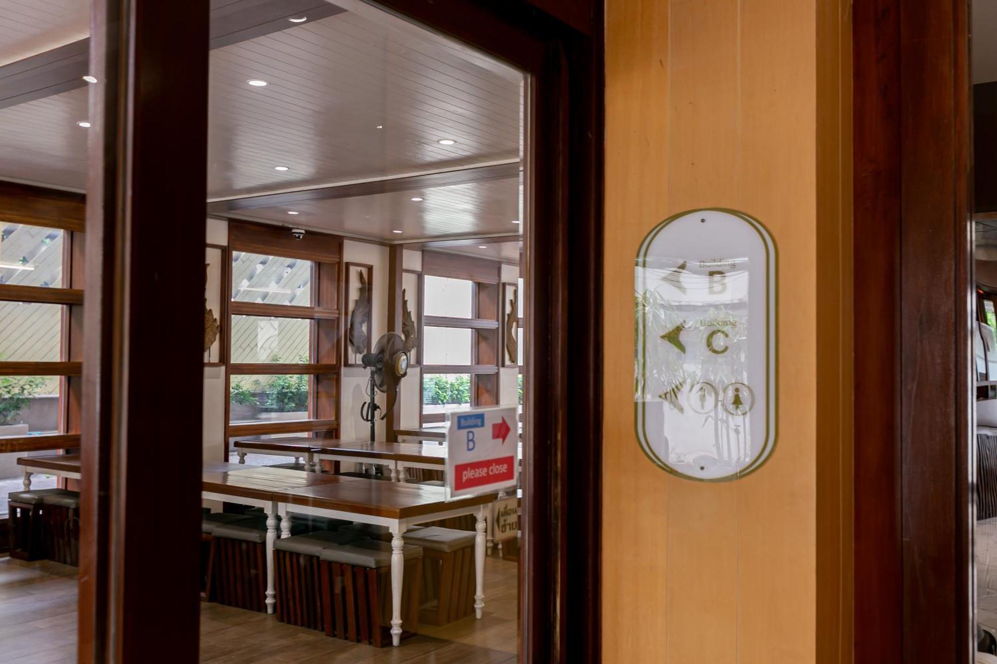 A Room Bangkok Sathorn Εξωτερικό φωτογραφία