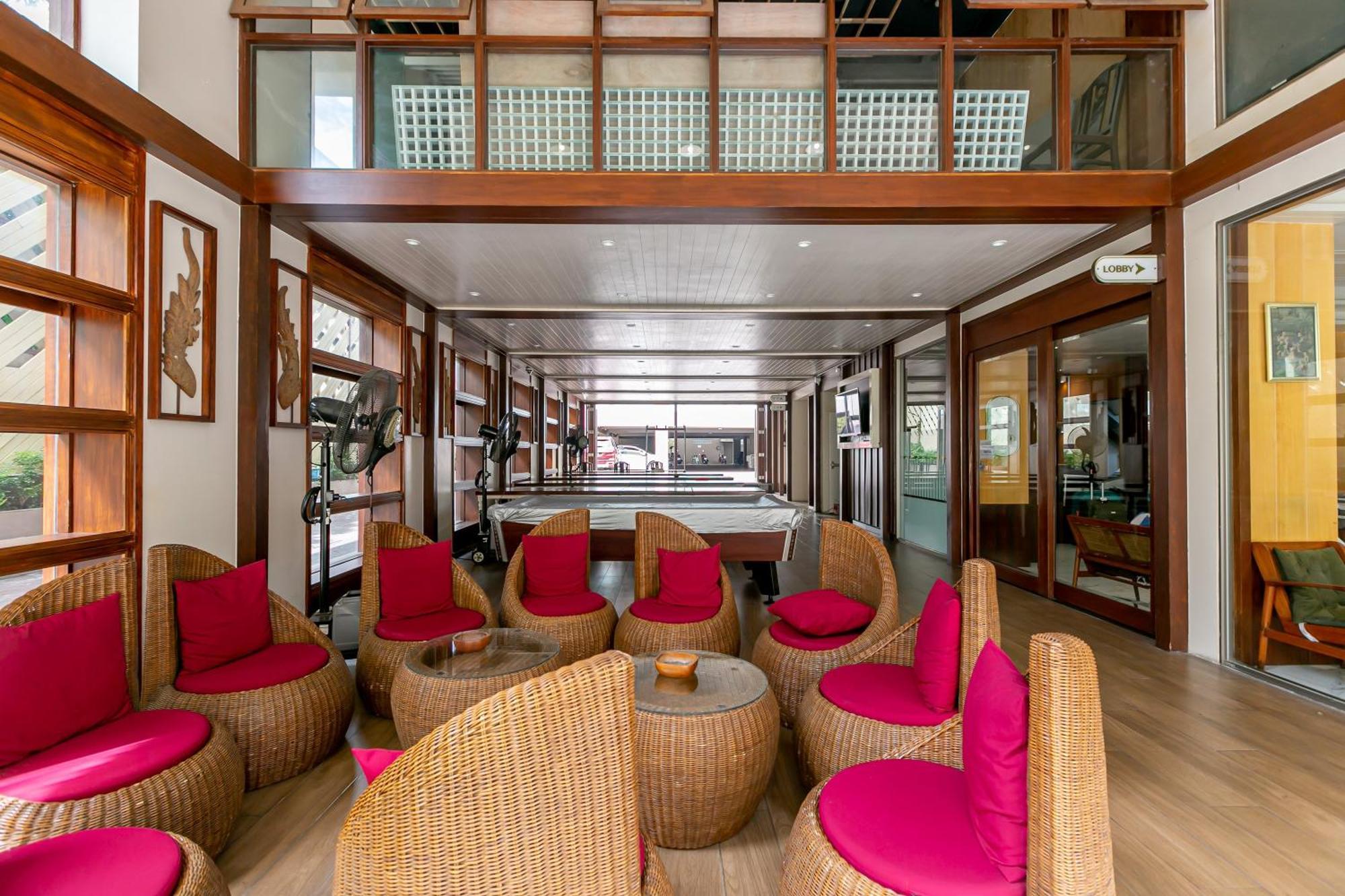 A Room Bangkok Sathorn Εξωτερικό φωτογραφία
