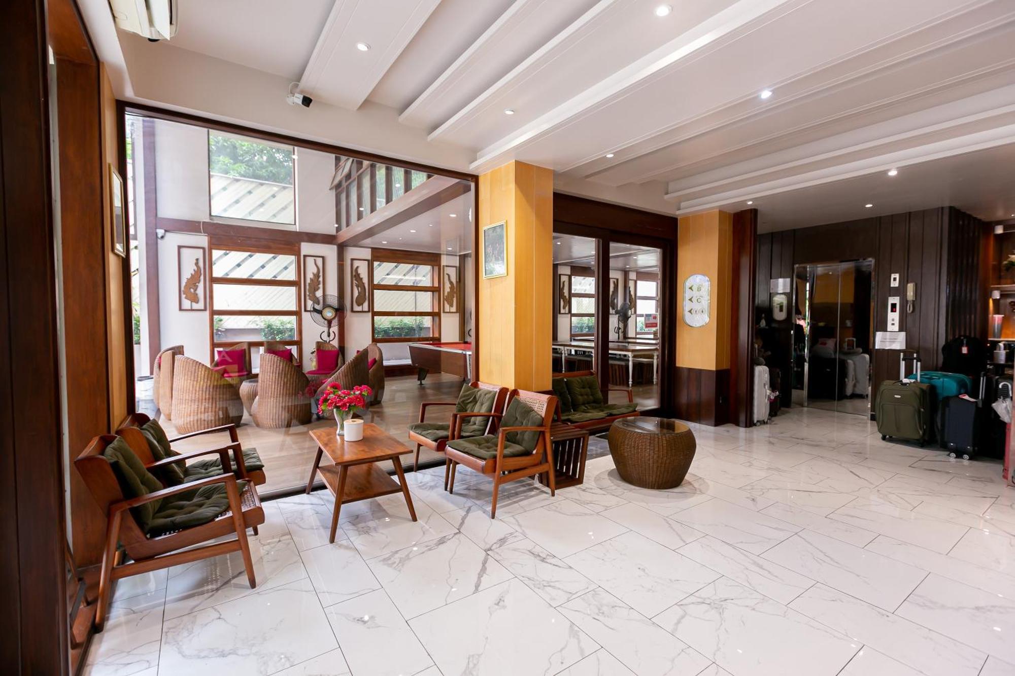 A Room Bangkok Sathorn Εξωτερικό φωτογραφία