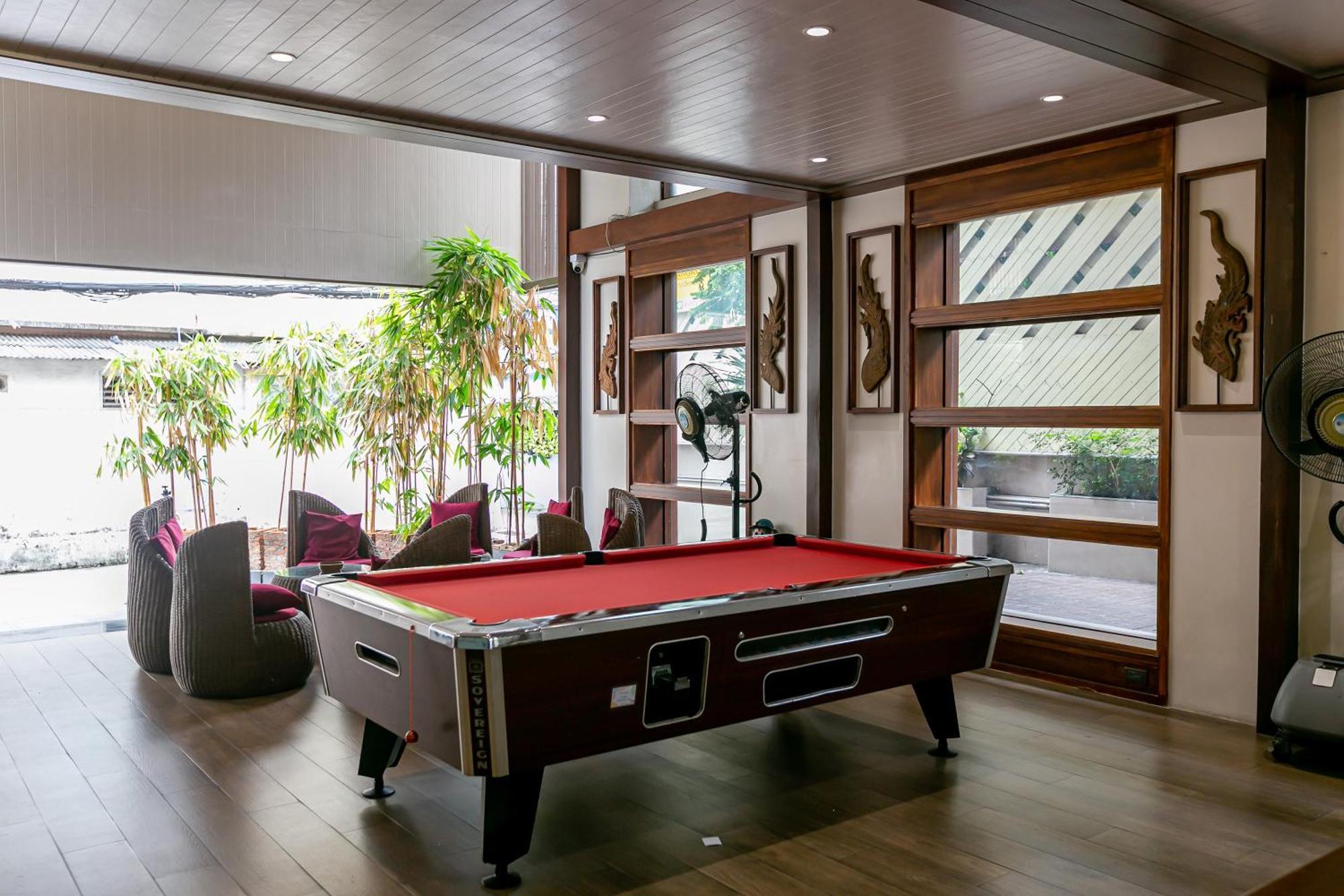 A Room Bangkok Sathorn Εξωτερικό φωτογραφία