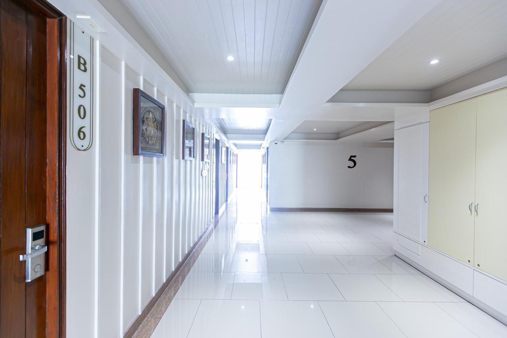 A Room Bangkok Sathorn Εξωτερικό φωτογραφία