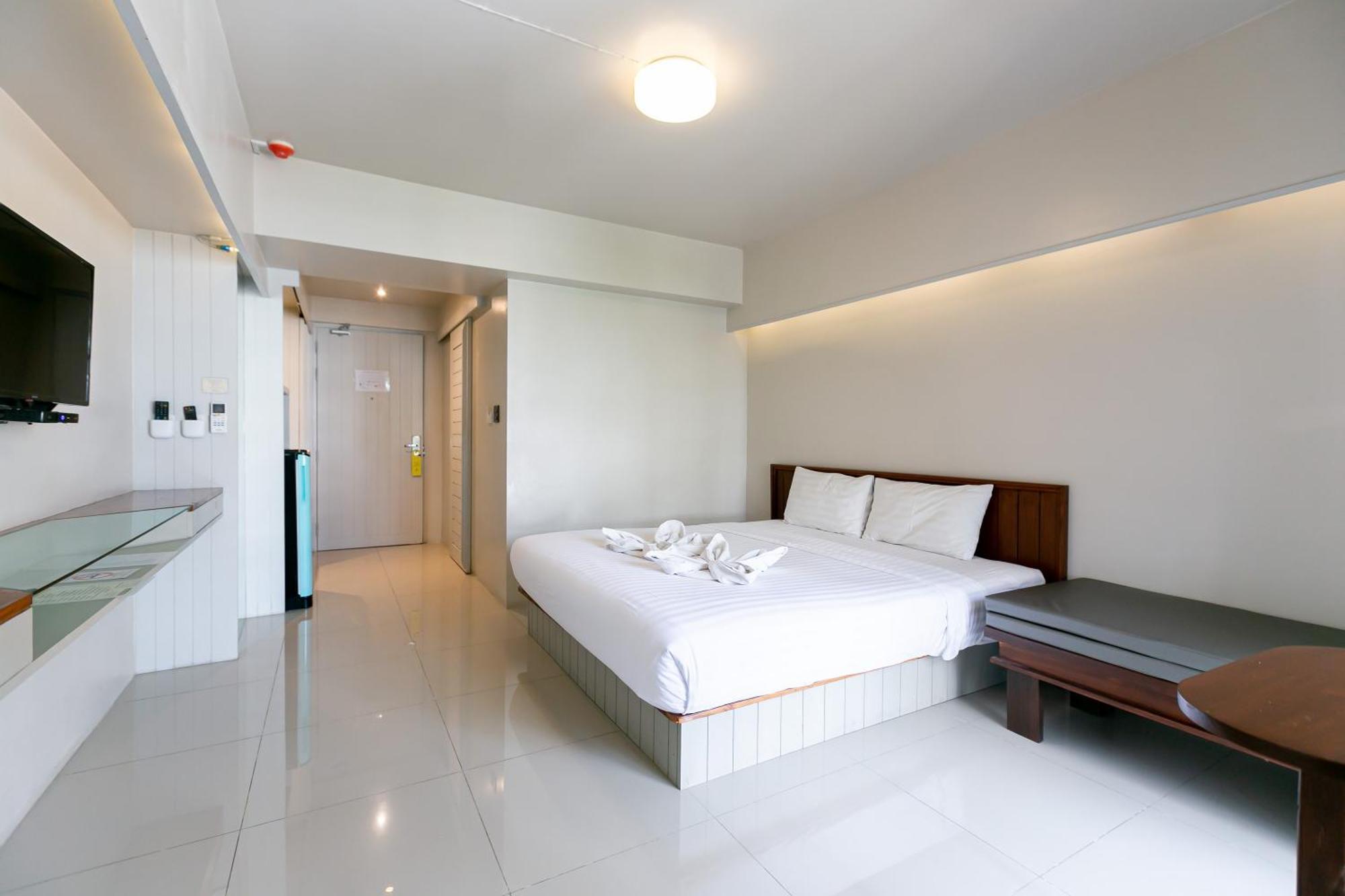 A Room Bangkok Sathorn Εξωτερικό φωτογραφία
